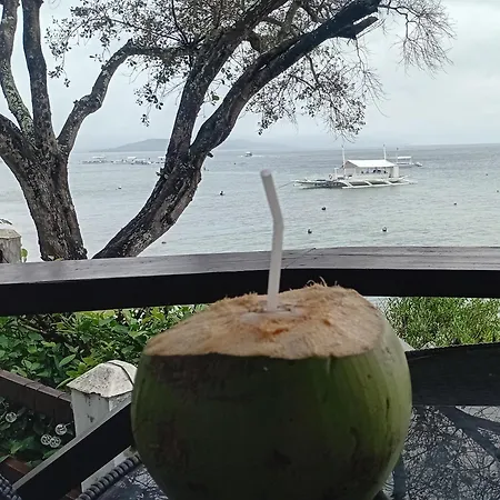 Pescador View Beachfront And Extension By The Ocean Hostels & Restaurant Moalboal