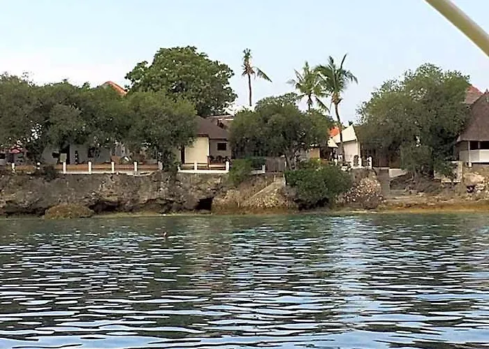 Pescador View Beachfront And Extension By The Ocean & Restaurant