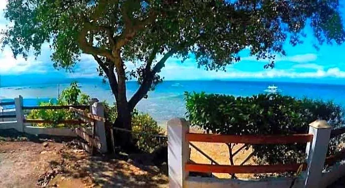 Resort Pescador View Beachfront And Extension By The Ocean & Restaurant Moalboal